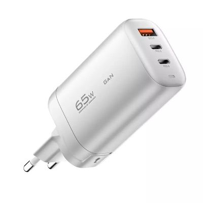 Adaptateur de déplacement USB de type-c de 3 ports de 65 W GaN pour la recharge à grande vitesse de plusieurs appareils