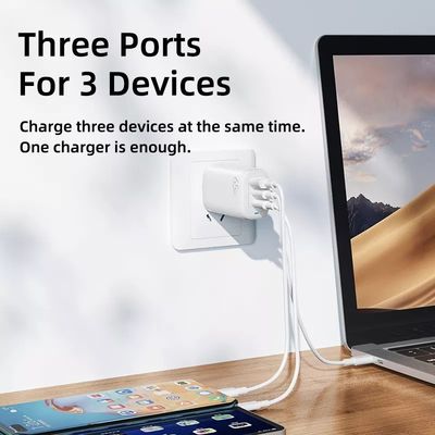 Adaptateur de déplacement USB de type-c de 3 ports de 65 W GaN pour la recharge à grande vitesse de plusieurs appareils
